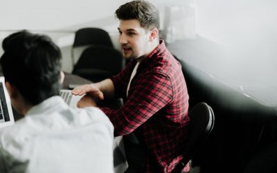 EDUCAÇÃO ESPECIAL E INCLUSIVA COM ÊNFASE EM SURDEZ E LIBRAS